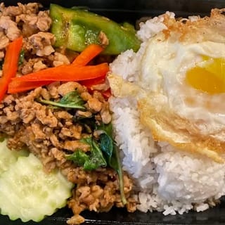 Spicy Thai Basil Stir Fry Combo