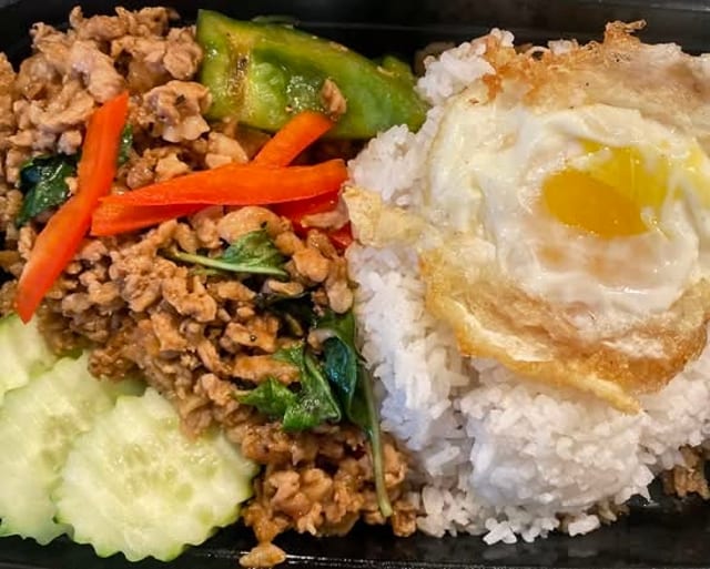 Spicy Thai Basil Stir Fry Combo.